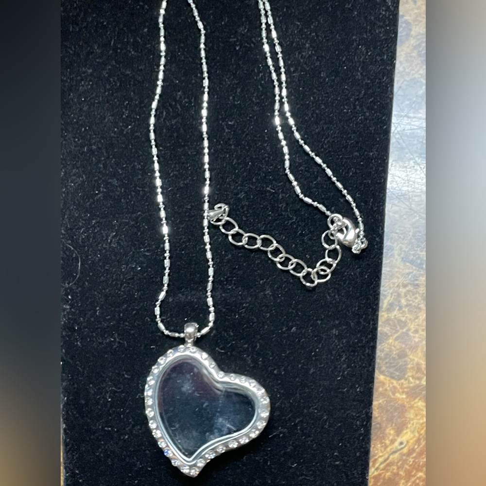 Glass Pendant - Like Origami Owl  - 
With Chain  -  Heart Shape